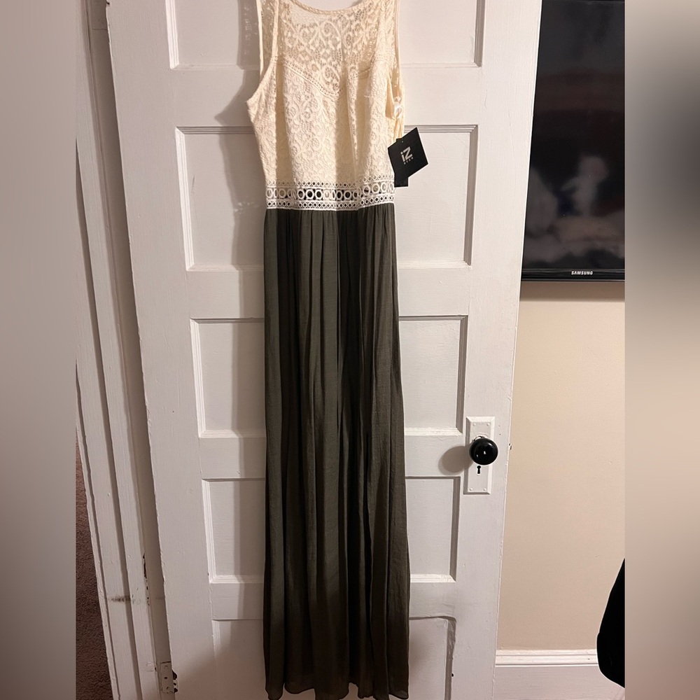 Elegant Lace Top Maxi Dress